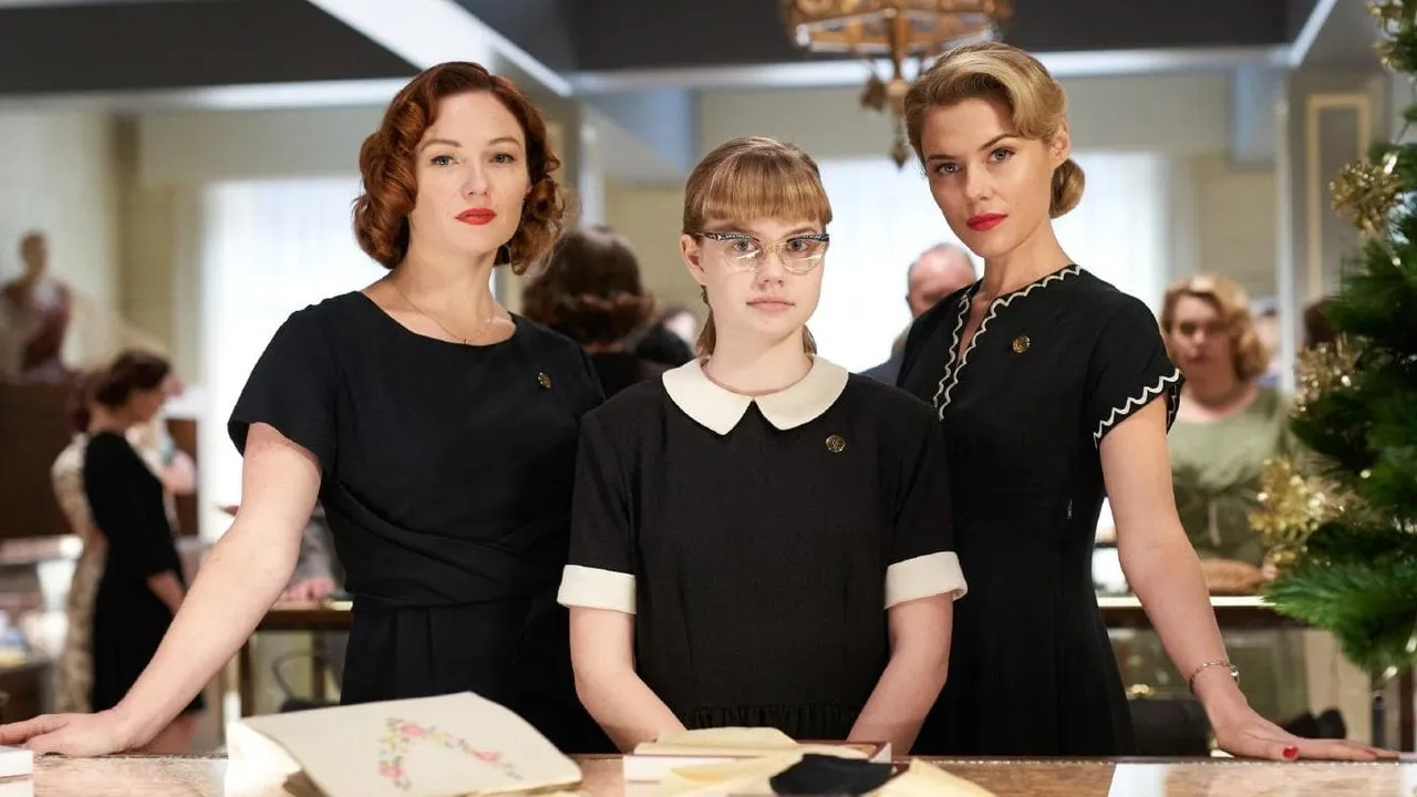 Ladies in Black (2018) দৃশ্য