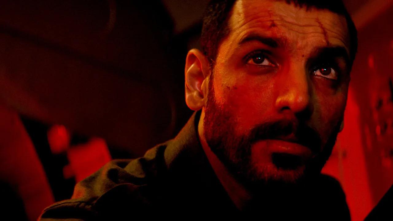 Romeo Akbar Walter (2019) still