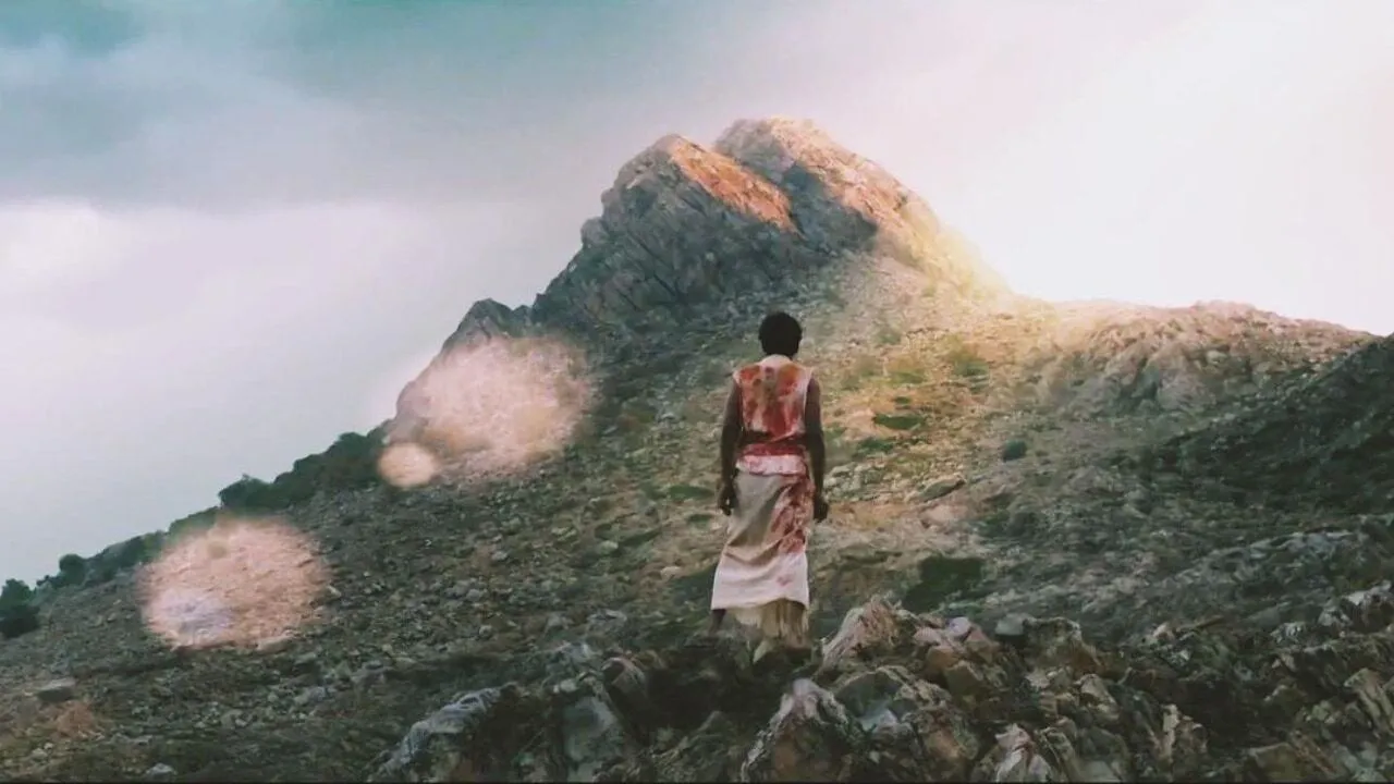 Manjhi: The Mountain Man (2015) still