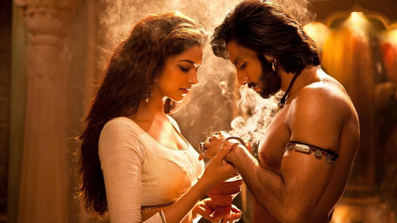 Goliyon Ki Raasleela Ram-Leela (2013) still