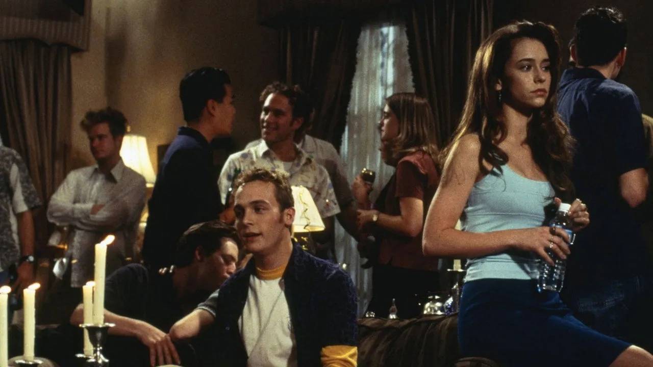 Can't Hardly Wait (1998) दृश्य