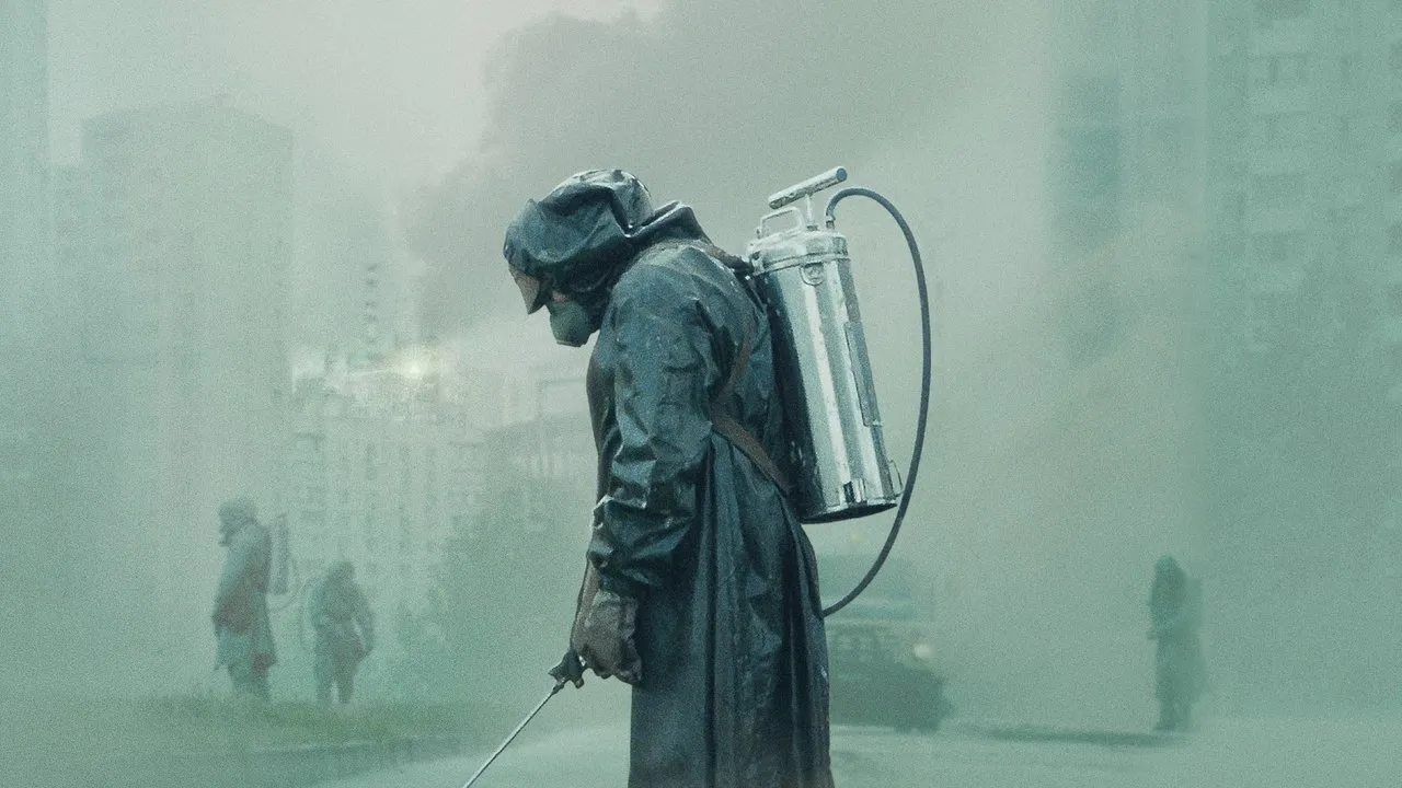 Chernobyl (2019) still
