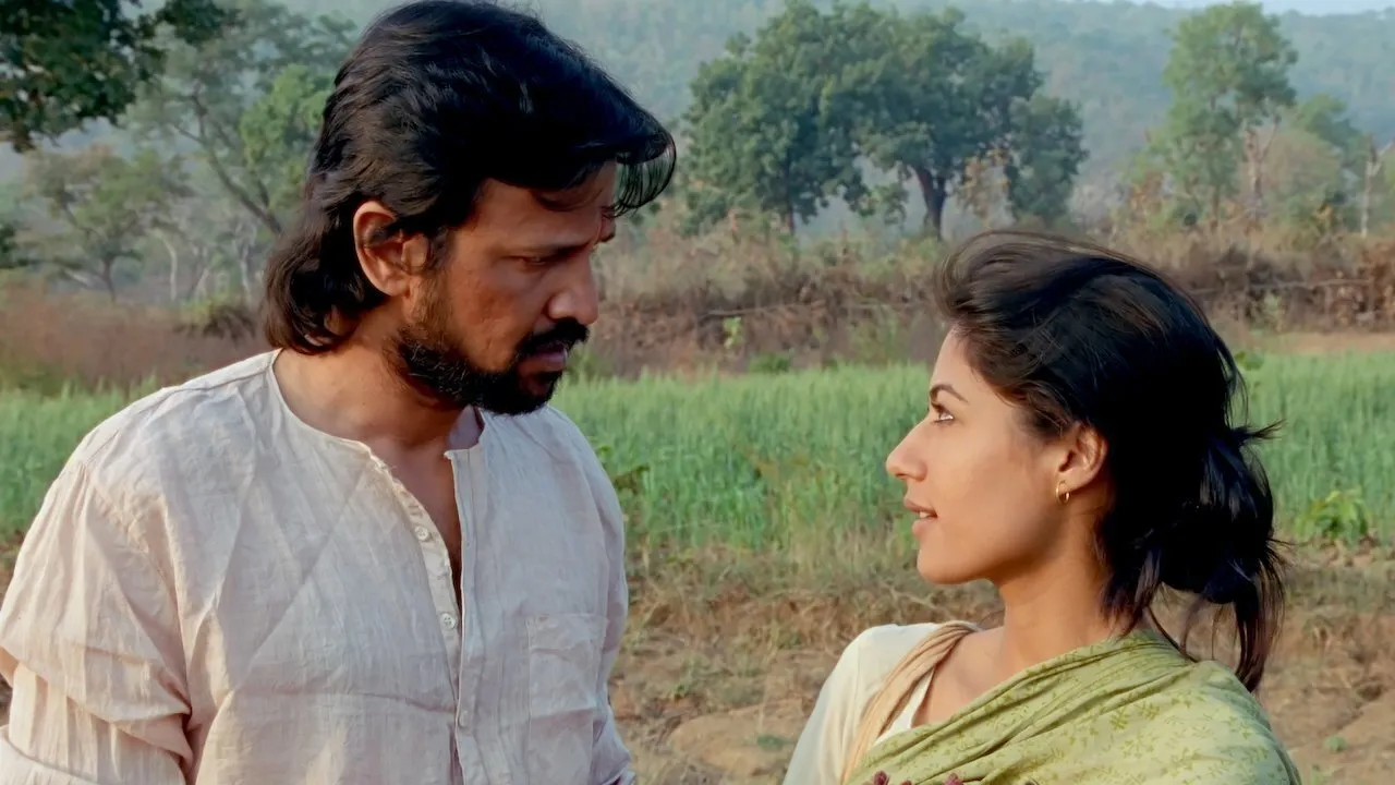Hazaaron Khwaishein Aisi (2005) still