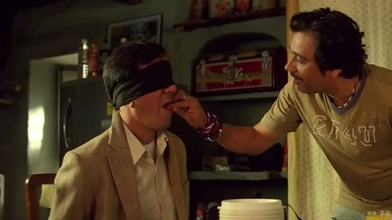 Phas Gaye Re Obama (2010) still