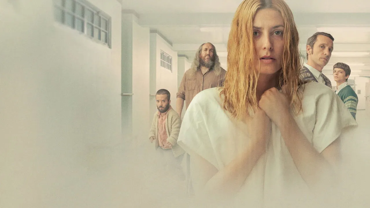 God's Crooked Lines (2022) দৃশ্য