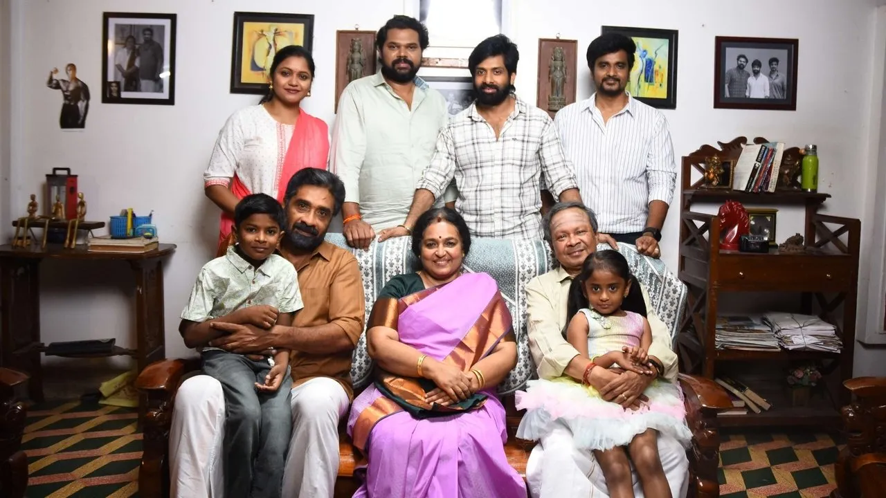 Family Padam (2024) দৃশ্য