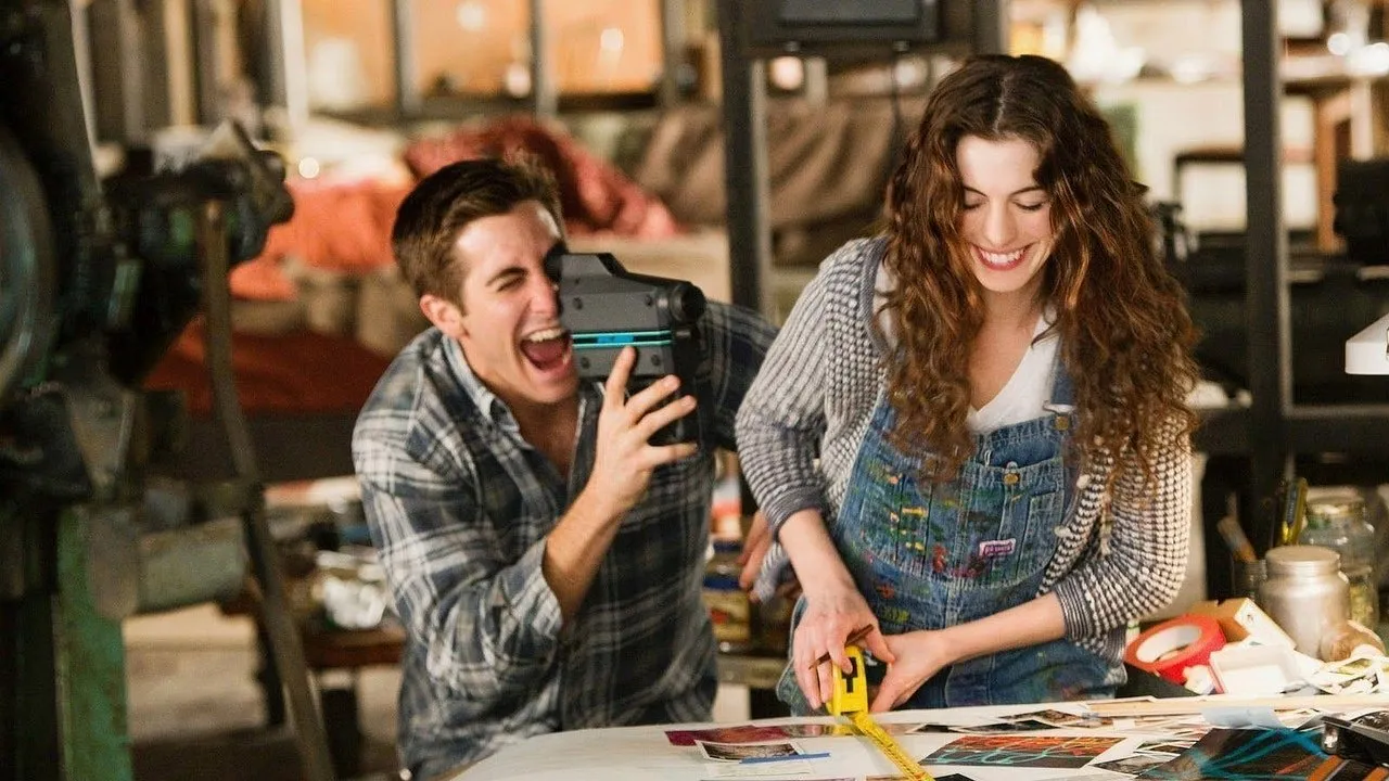 Love & Other Drugs (2010) still