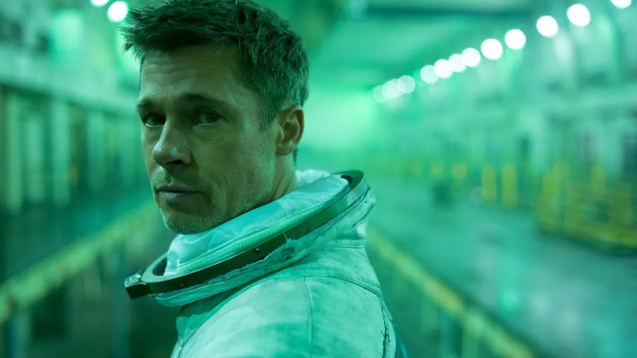 Ad Astra (2019) दृश्य