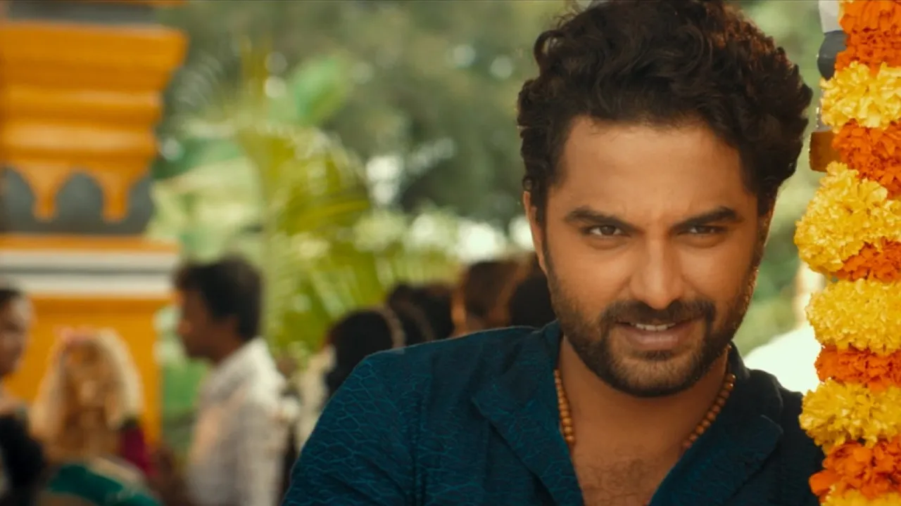 Falaknuma Das (2019) still