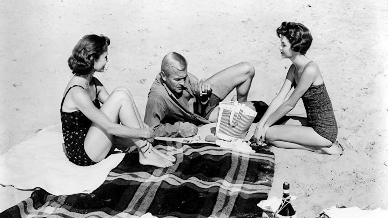 The Snorkel (1958) दृश्य