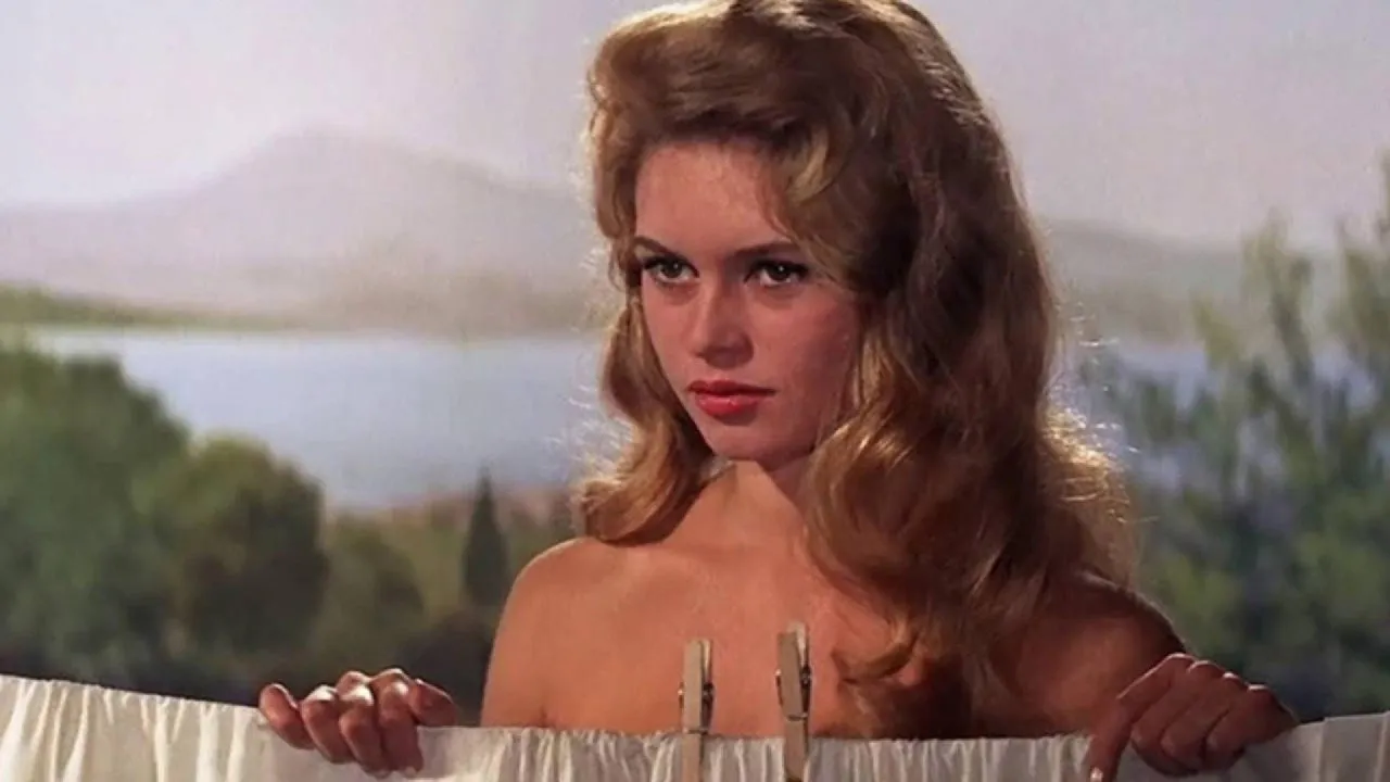 ...And God Created Woman (1956) दृश्य